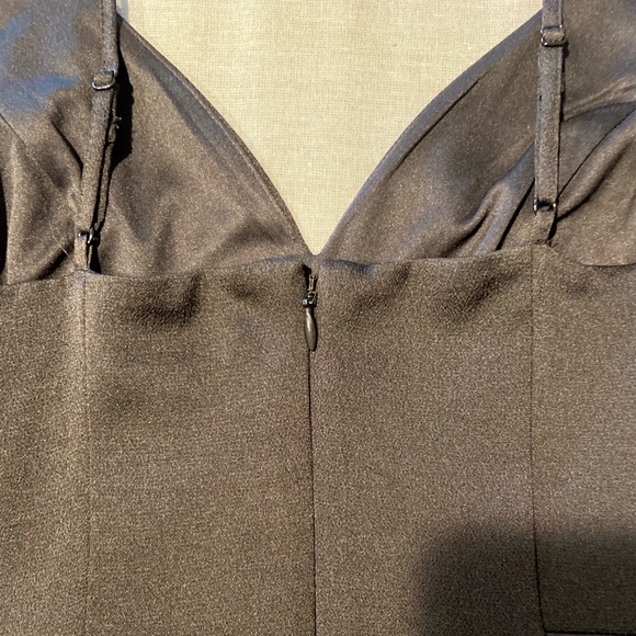 Express dress - Picture 6 of 8